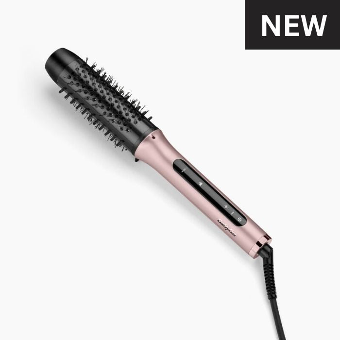 BaByliss Volume Boost brosse chauffante 38 mm en gros plan, appareil coiffant pour volume et brushing — disponible en Suisse