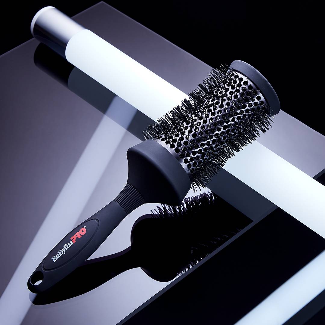 Brosse BaBylissPRO 53 mm utilisée pour volume et brushing
