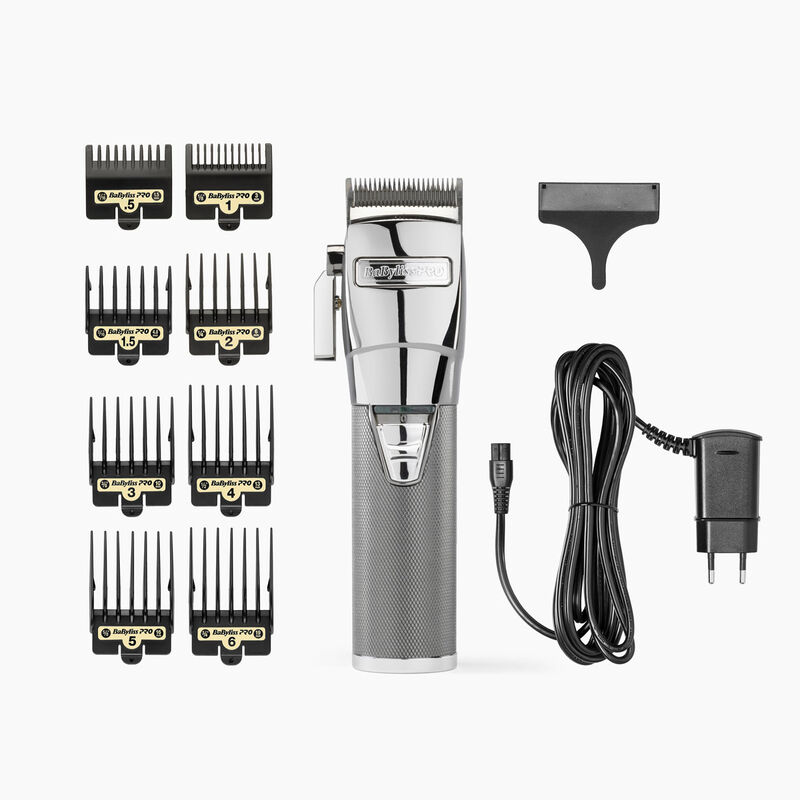 La tondeuse professionnelle BaBylissPRO CHROMFX offre puissance, précision et robustesse grâce à son moteur digital haute performance et ses lames en acier japonais.