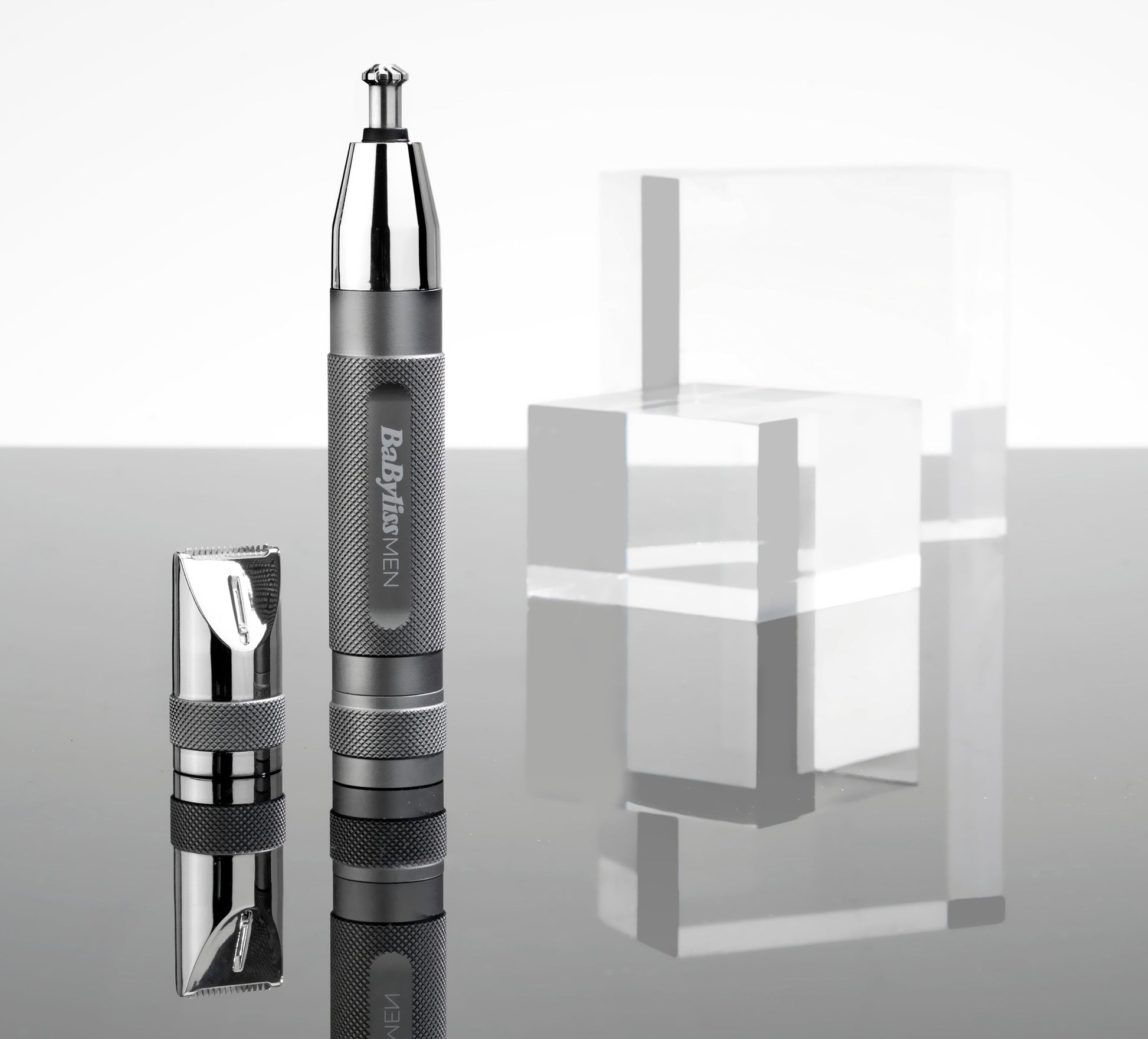 Tondeuse BaByliss Super-X Metal vue latérale détaillée, têtes interchangeables pour une coupe précise et douce