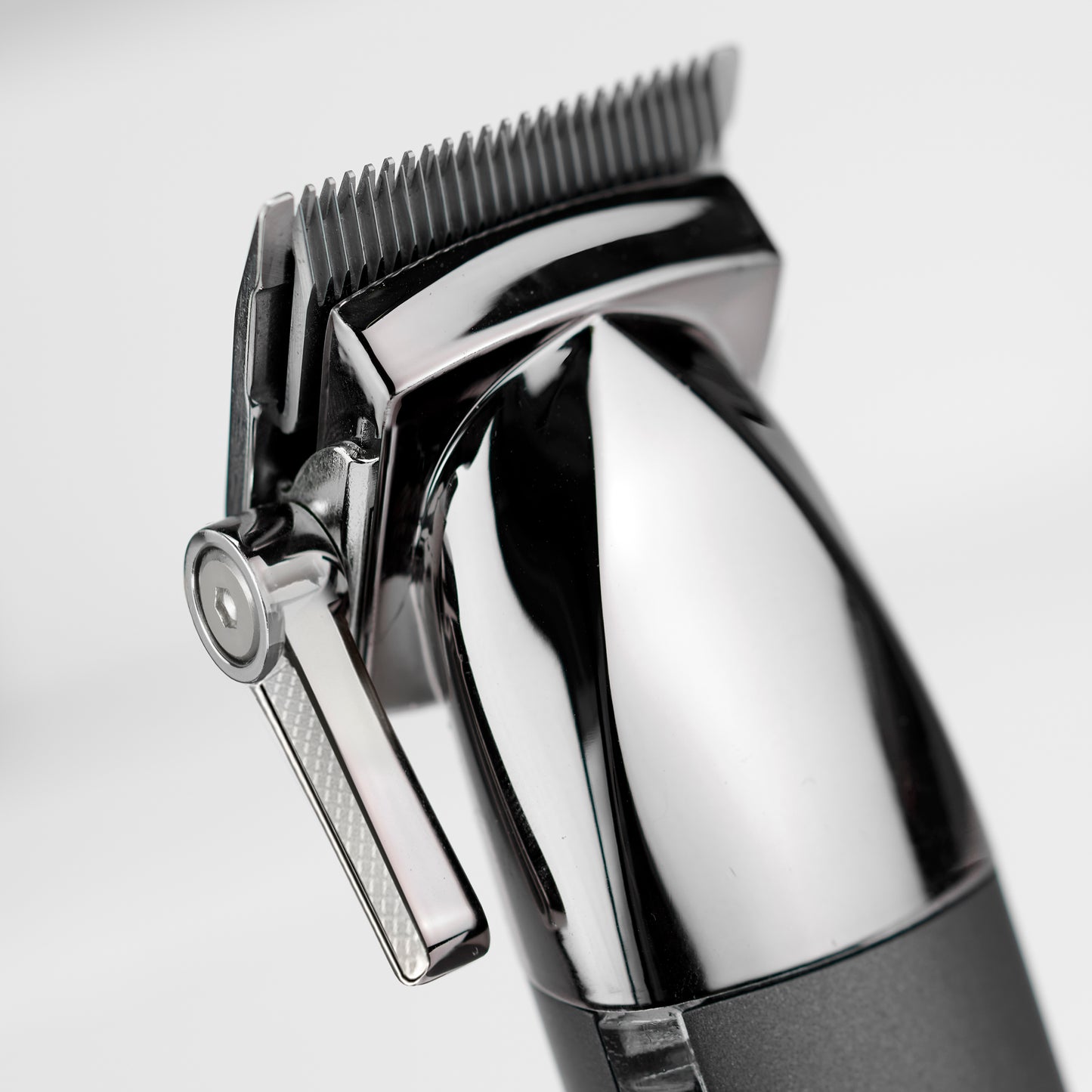 BaByliss Super-X Metal tondeuse cheveux sans fil en gros plan